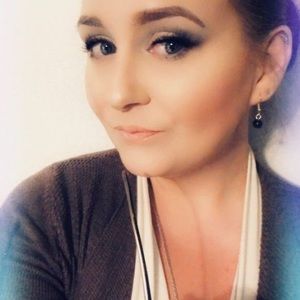 Meet your Posher, Taryn